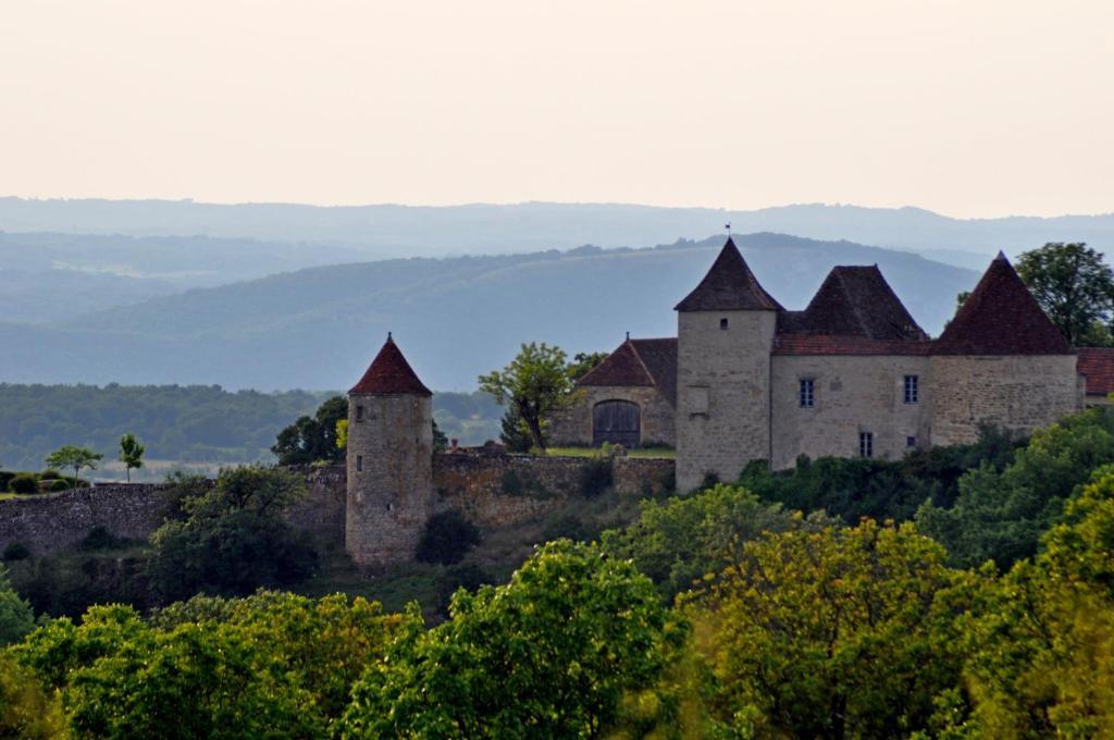 Gite 8 Pers Du Chateau De Cantecor Alvignac Ngoại thất bức ảnh